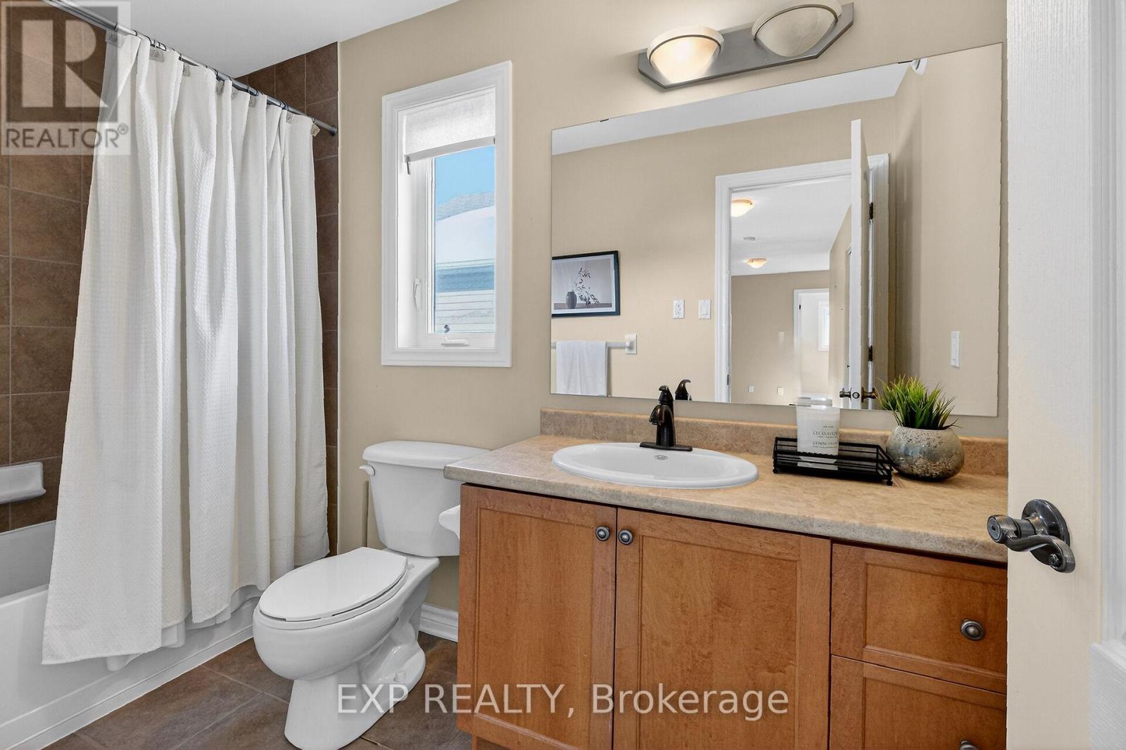 32 Olde Towne. Avenue, Russell, Ontario  K4R 0A5 - Photo 25 - X12825550