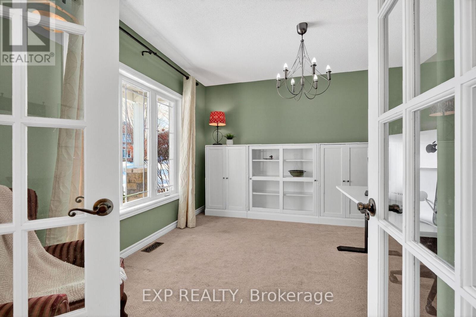 32 Olde Towne. Avenue, Russell, Ontario  K4R 0A5 - Photo 8 - X12825550