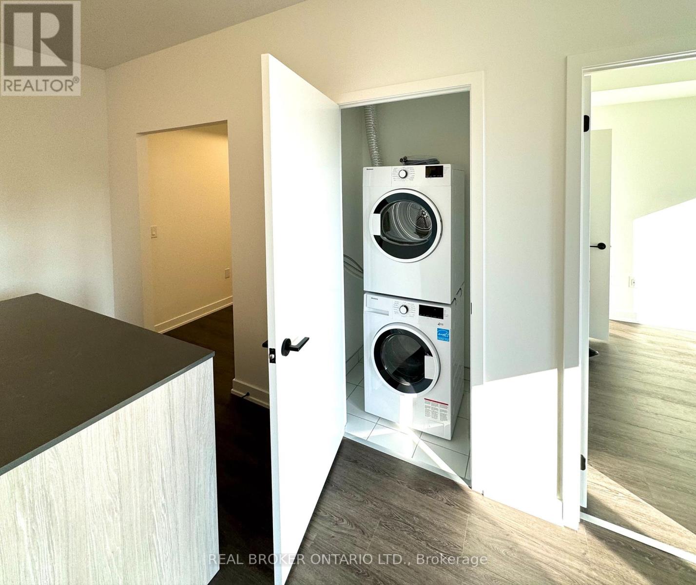 509 - 123 Portland Street, Toronto (Waterfront Communities), Ontario  M5V 2N4 - Photo 11 - C12825568