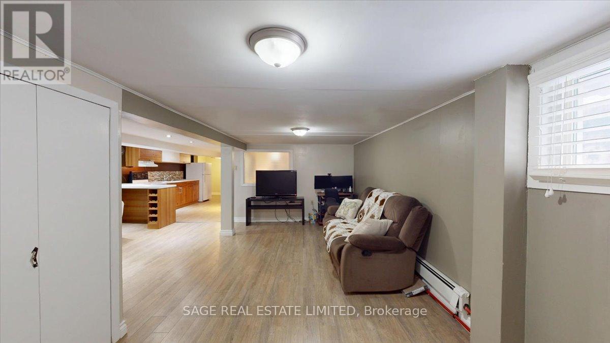 40 William Street, Toronto, Ontario  M9N 2G7 - Photo 38 - W12825572