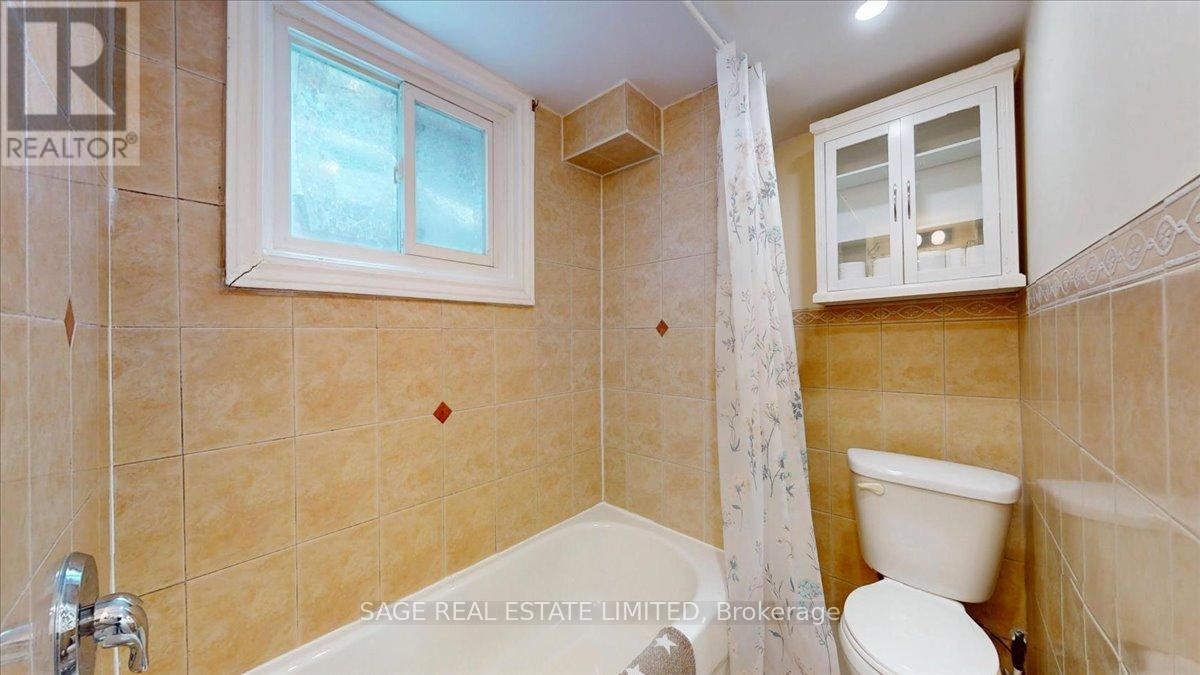 40 William Street, Toronto, Ontario  M9N 2G7 - Photo 42 - W12825572