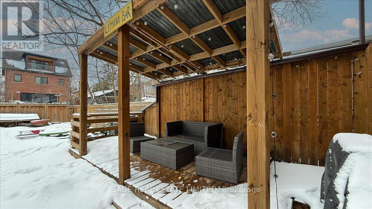 40 William Street, Toronto, Ontario  M9N 2G7 - Photo 45 - W12825572