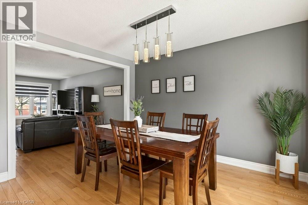 2152 Cleaver Avenue, Burlington, Ontario  L7M 3W3 - Photo 8 - 40807512