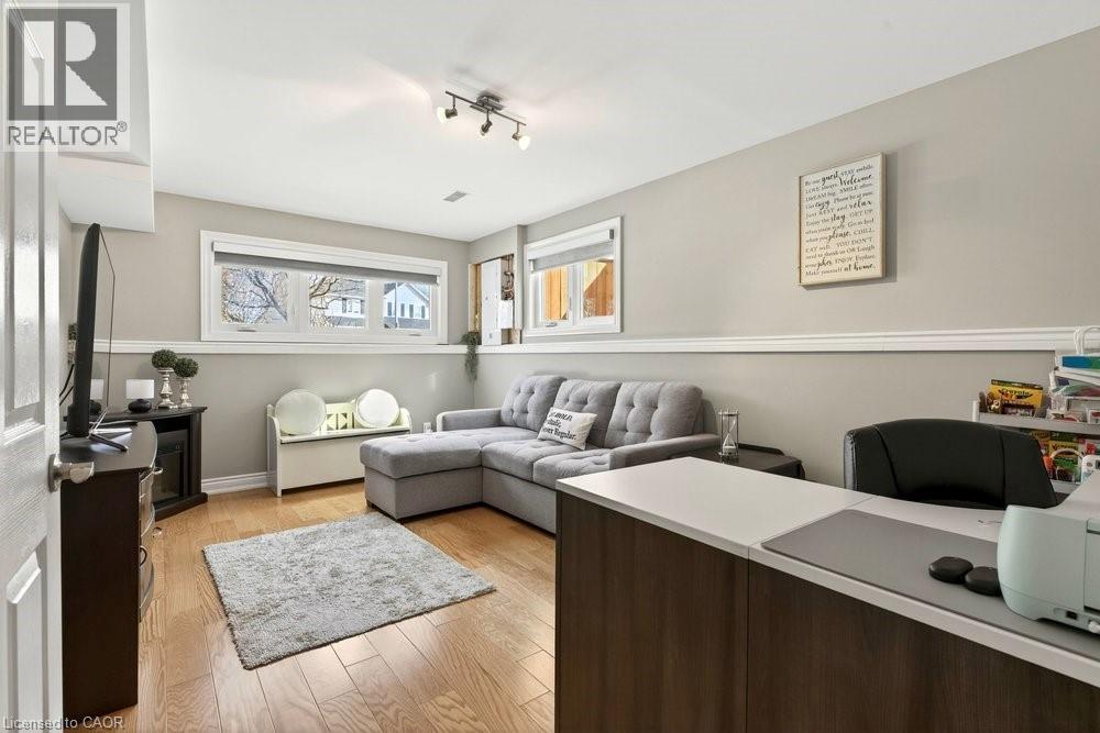 2152 Cleaver Avenue, Burlington, Ontario  L7M 3W3 - Photo 23 - 40807512