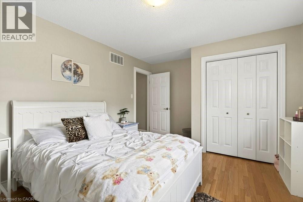 2152 Cleaver Avenue, Burlington, Ontario  L7M 3W3 - Photo 19 - 40807512