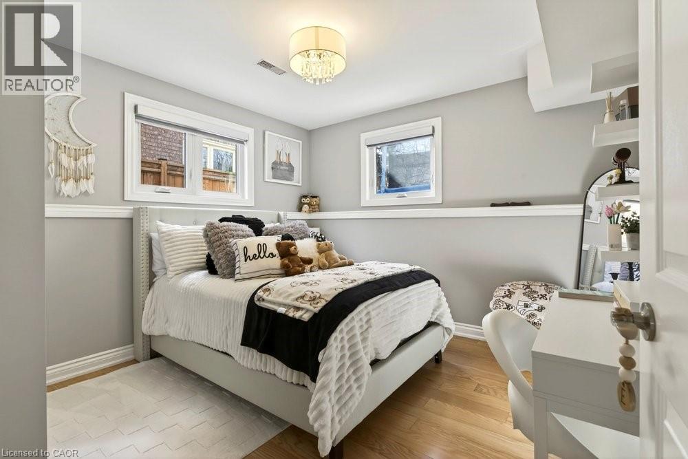 2152 Cleaver Avenue, Burlington, Ontario  L7M 3W3 - Photo 25 - 40807512