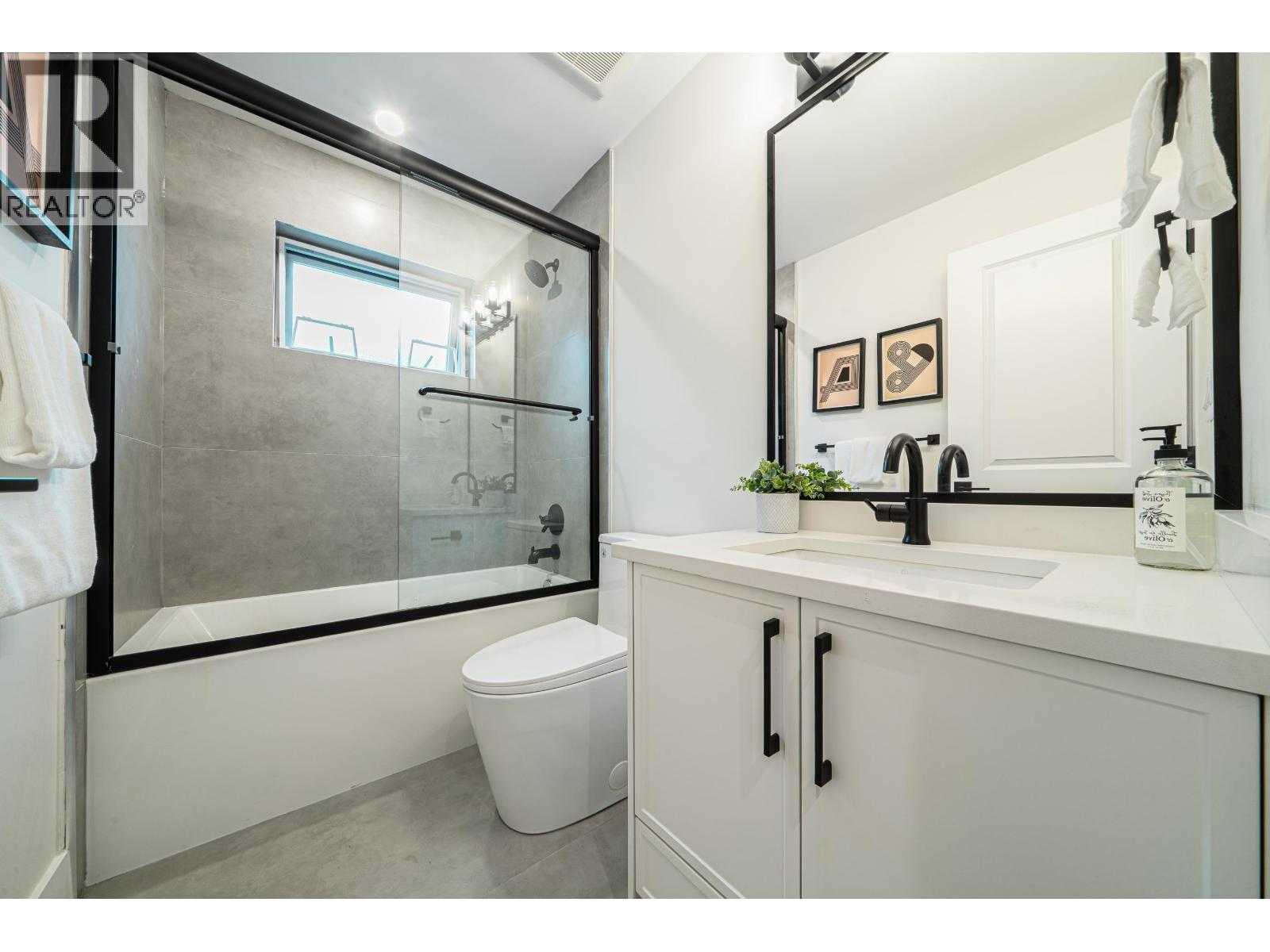 4919 Venables Street, Burnaby, British Columbia  V5B 1X8 - Photo 30 - R3093963