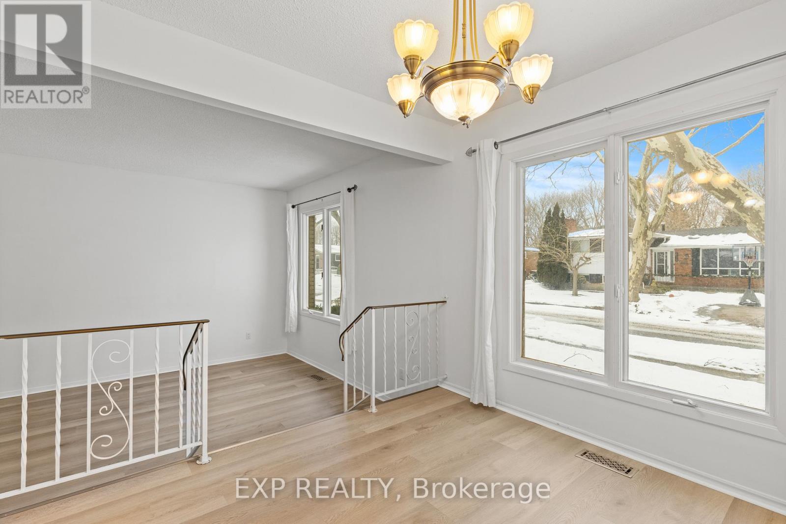 6176 Johnson Drive, Niagara Falls, Ontario  L2J 3J5 - Photo 14 - X12825598