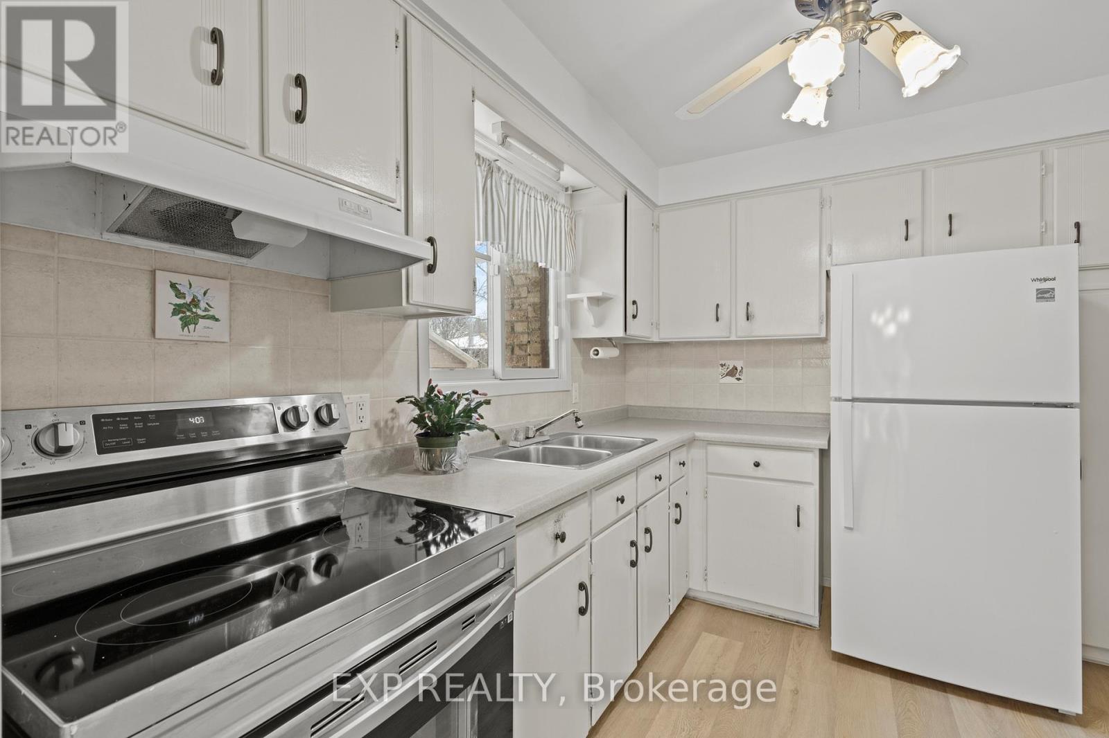 6176 Johnson Drive, Niagara Falls, Ontario  L2J 3J5 - Photo 18 - X12825598