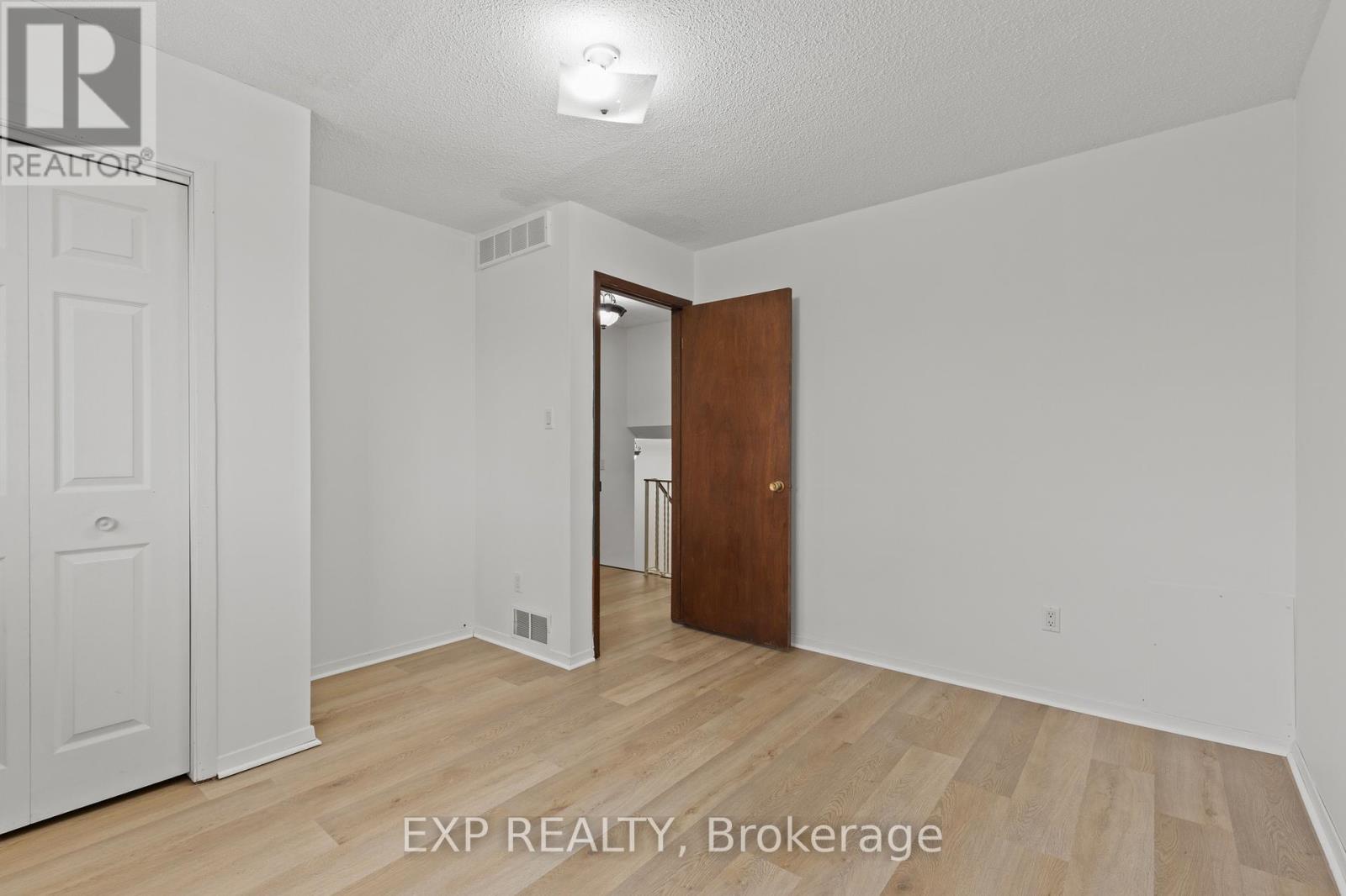 6176 Johnson Drive, Niagara Falls, Ontario  L2J 3J5 - Photo 24 - X12825598