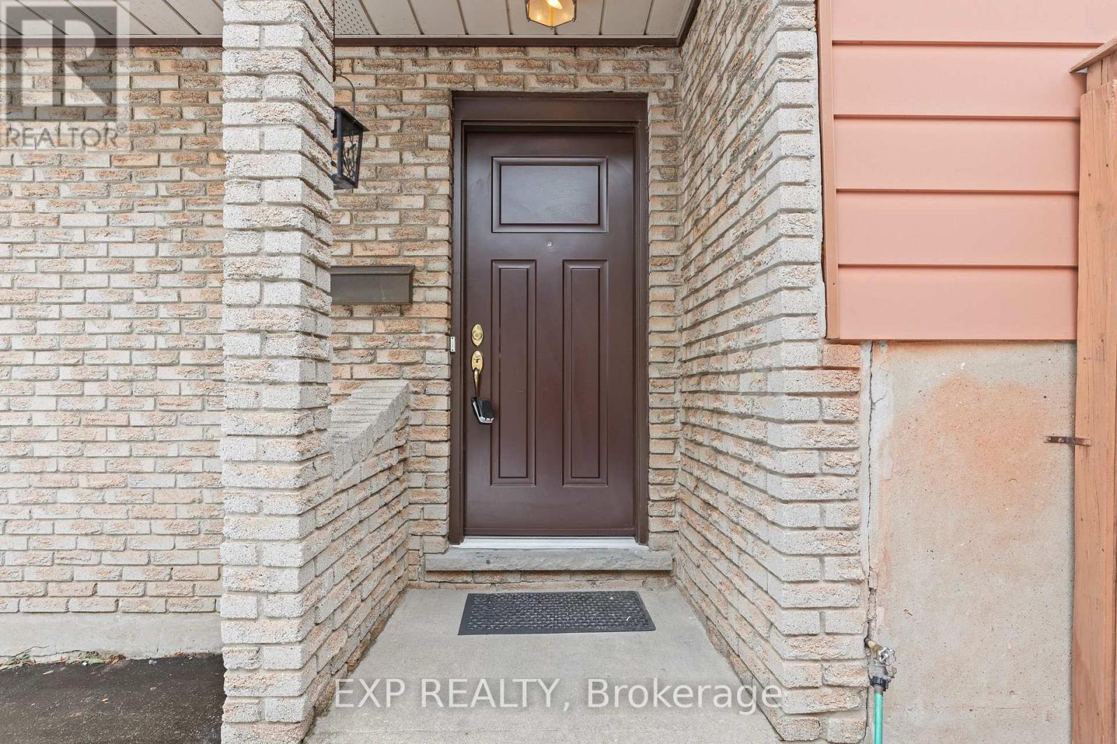 6176 Johnson Drive, Niagara Falls, Ontario  L2J 3J5 - Photo 5 - X12825598