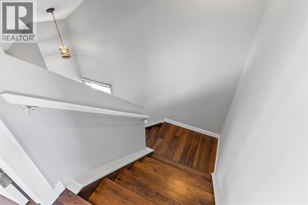 392 Templeside Circle Ne, Calgary, Alberta  T1Y 4K9 - Photo 10 - A2288989