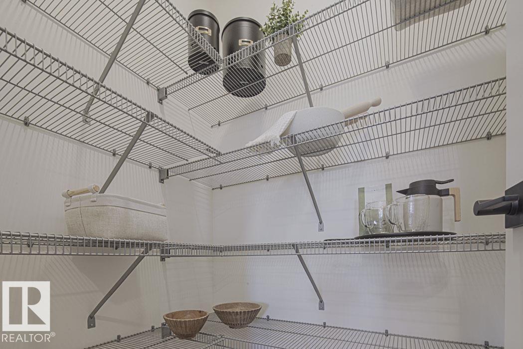 932 18 Av Nw, Edmonton, Alberta  T6T 2X4 - Photo 9 - E4475086