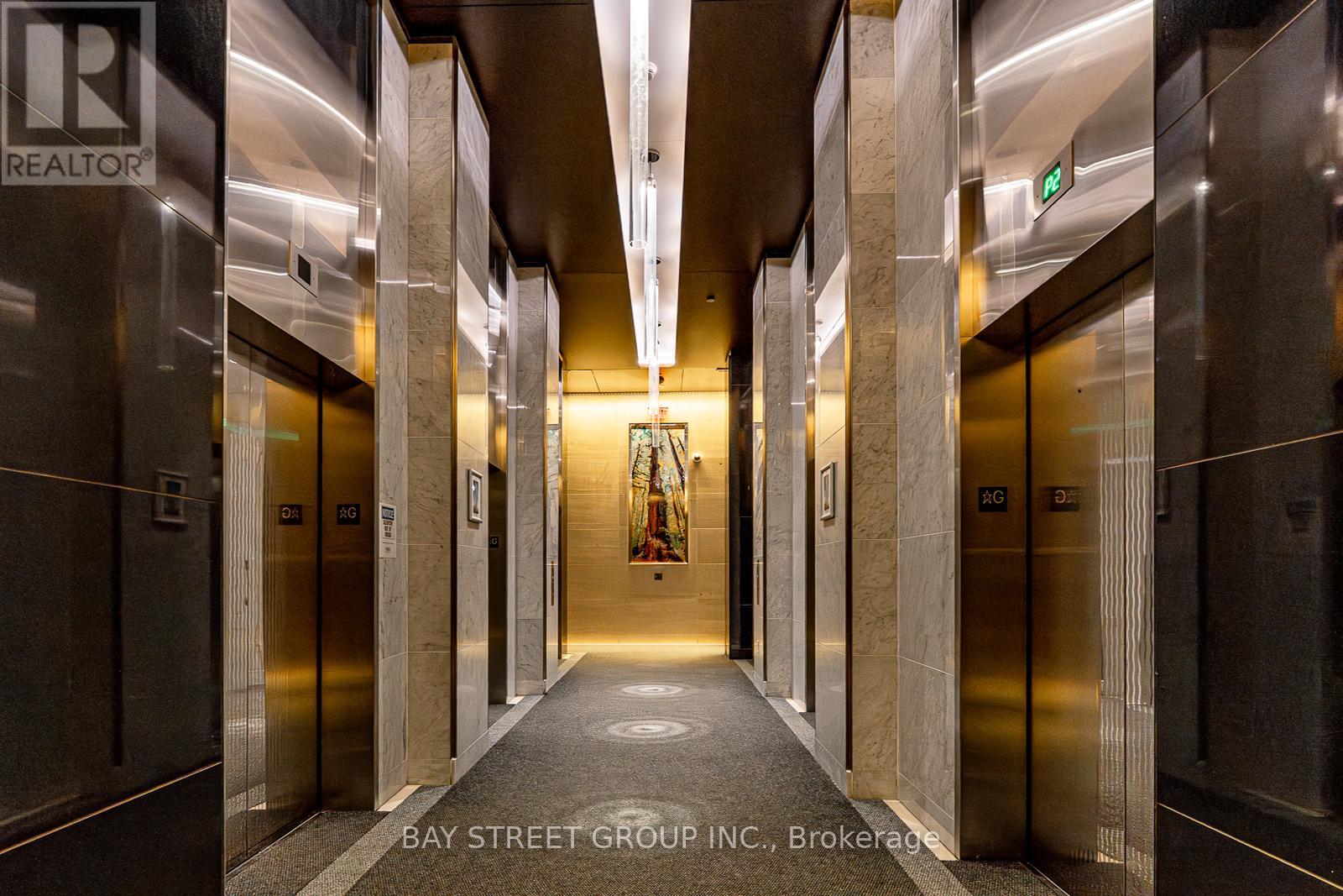 2201 - 386 Yonge Street, Toronto, Ontario  M5B 0A5 - Photo 29 - C12825620