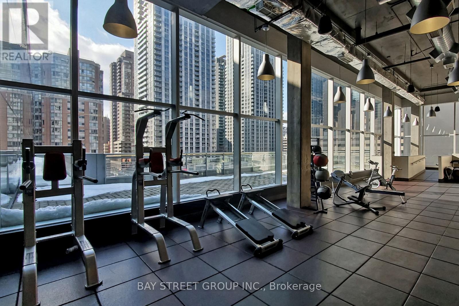 2201 - 386 Yonge Street, Toronto, Ontario  M5B 0A5 - Photo 30 - C12825620