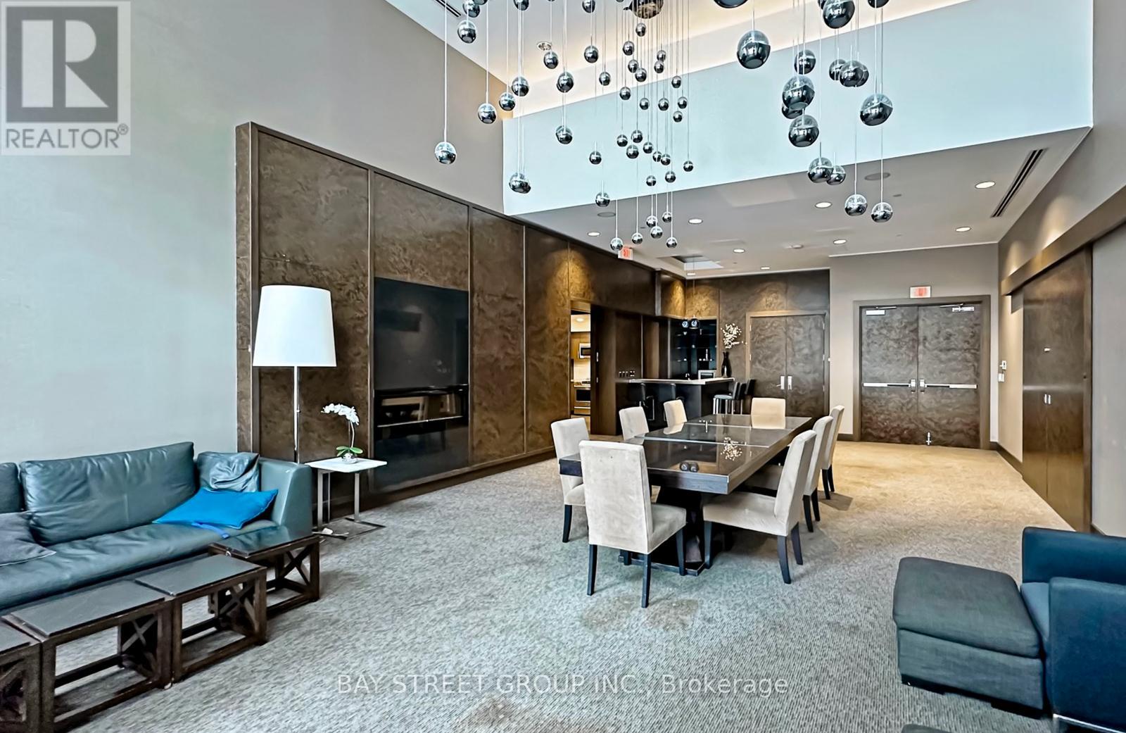 2201 - 386 Yonge Street, Toronto, Ontario  M5B 0A5 - Photo 37 - C12825620