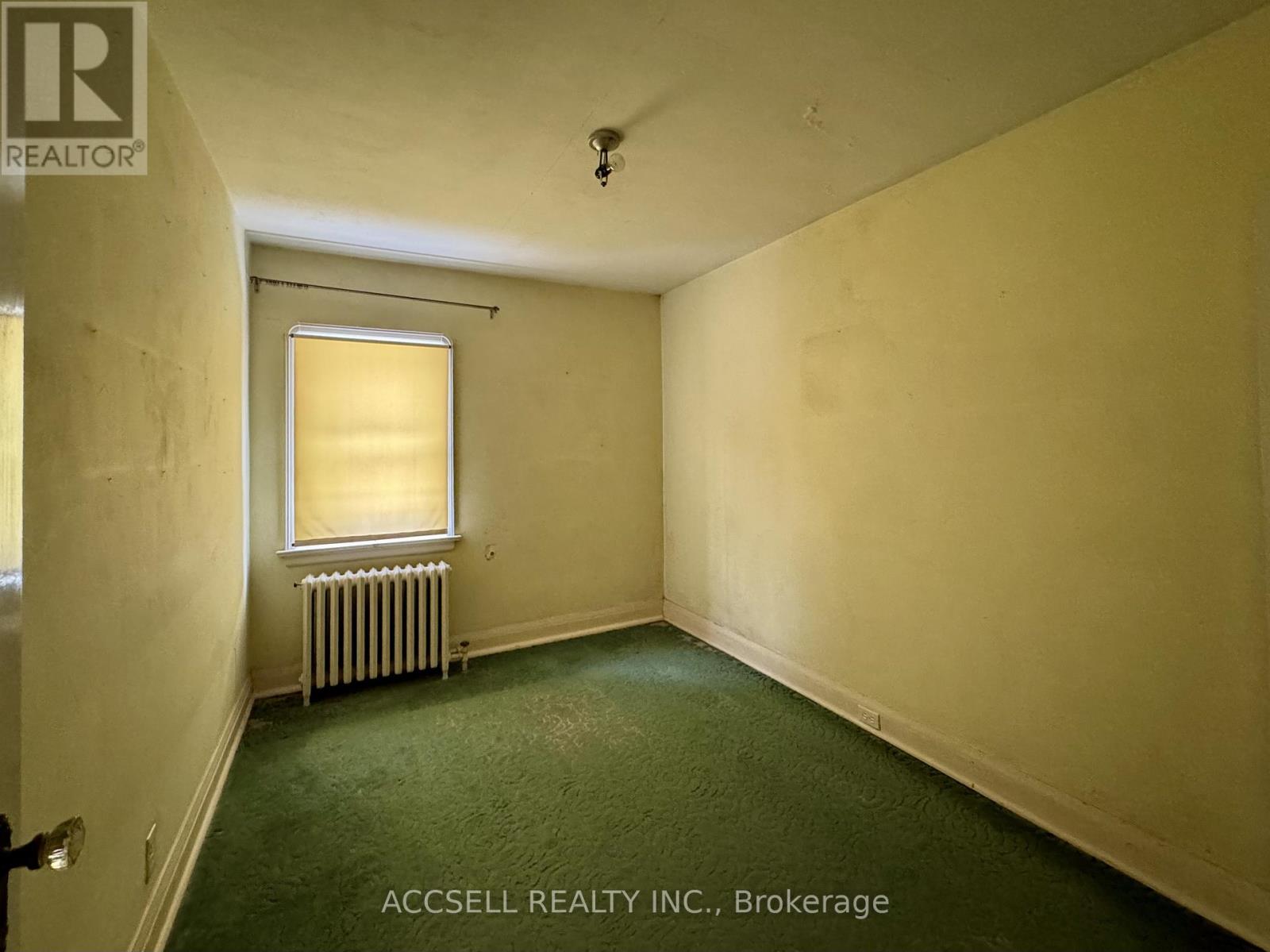 142 Glenwood Crescent, Toronto, Ontario  M4B 1K2 - Photo 9 - E12825604