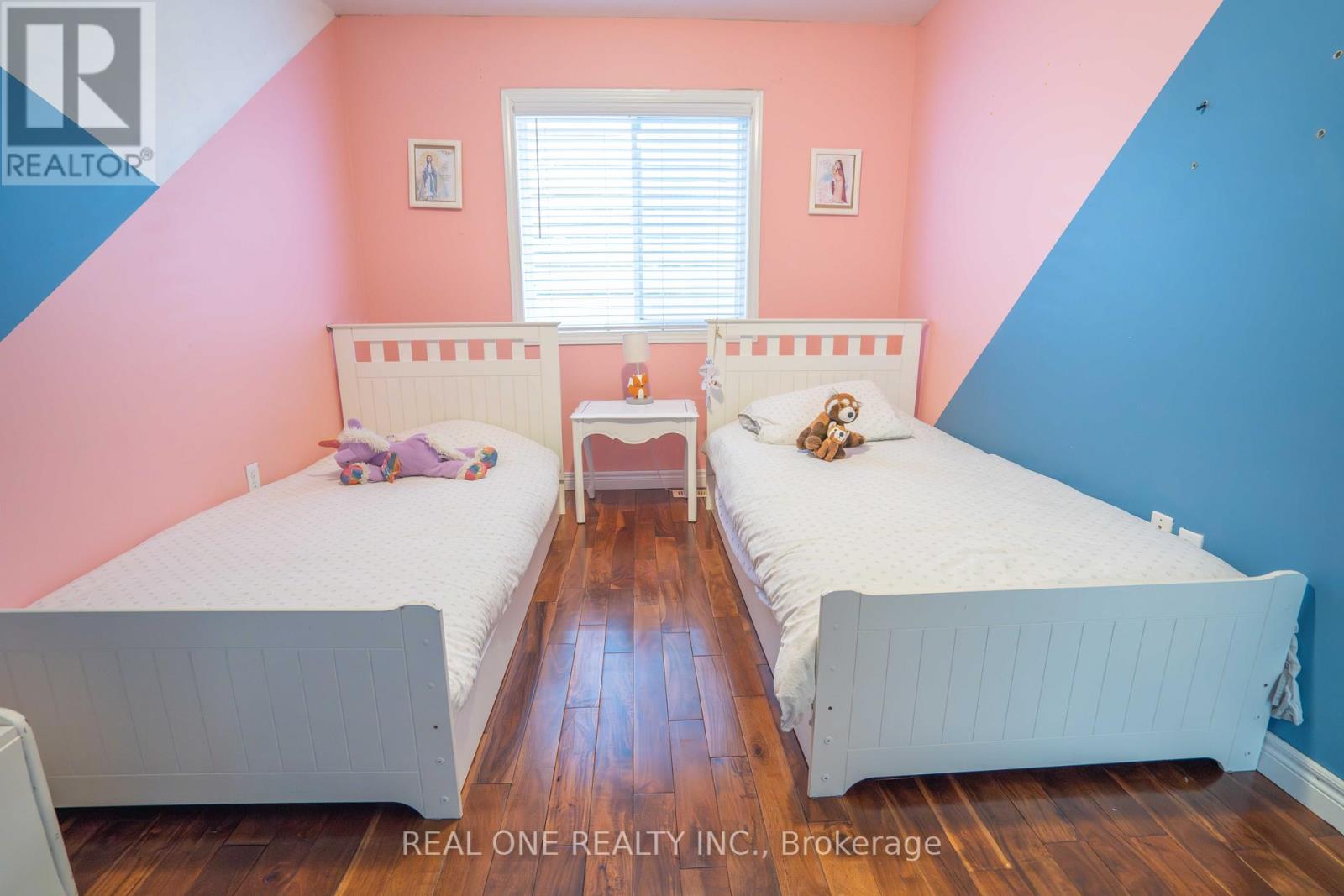 744 Brandenburg Boulevard, Waterloo, Ontario  N2T 2W9 - Photo 21 - X12825584