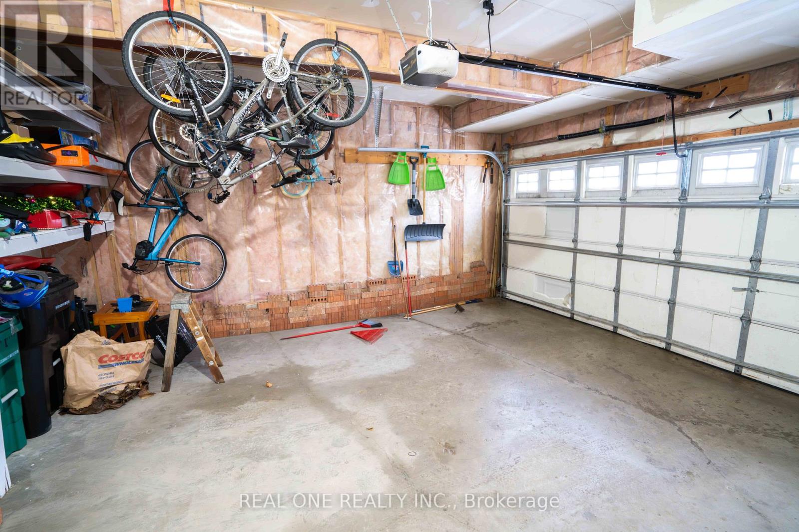 744 Brandenburg Boulevard, Waterloo, Ontario  N2T 2W9 - Photo 35 - X12825584