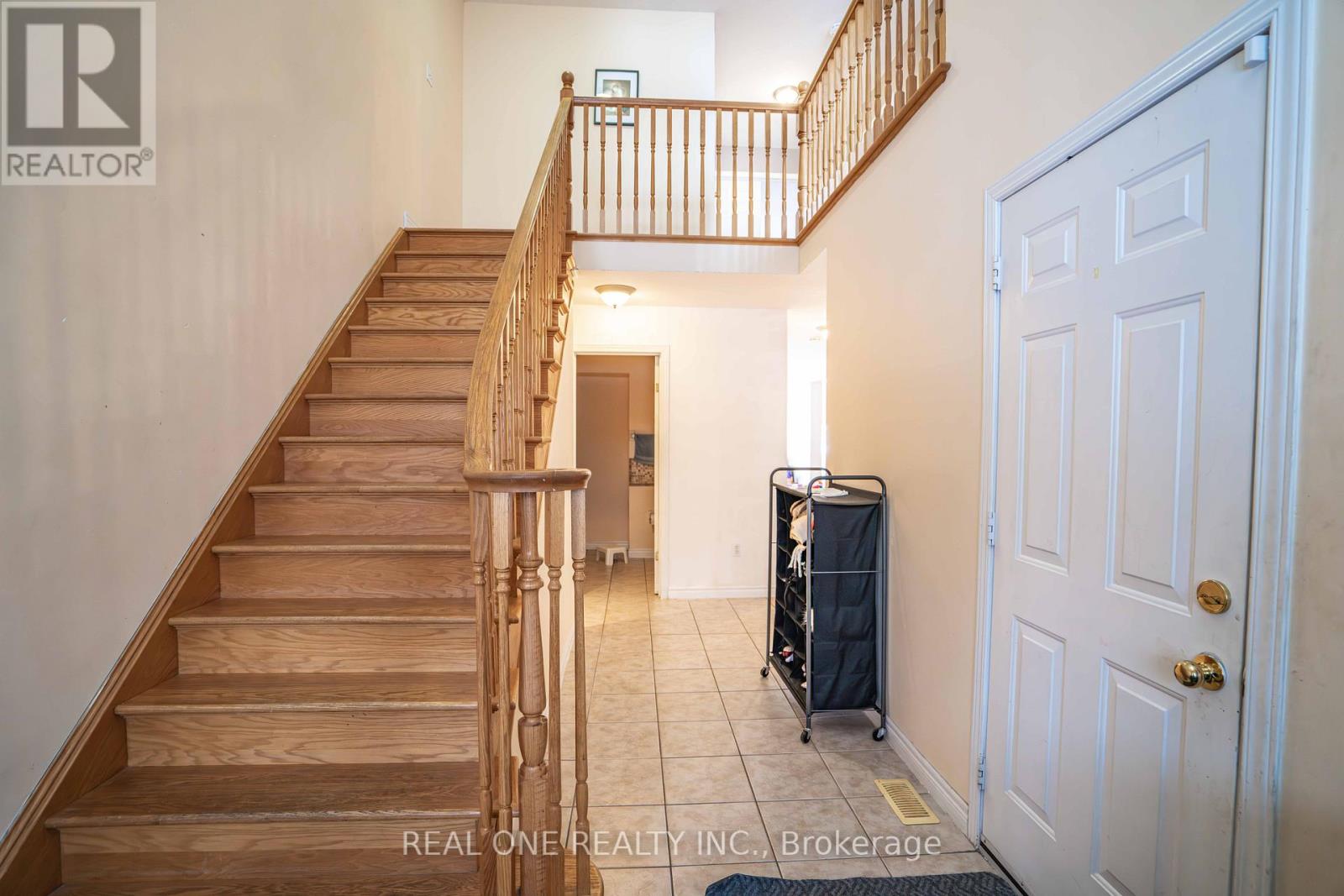 744 Brandenburg Boulevard, Waterloo, Ontario  N2T 2W9 - Photo 5 - X12825584