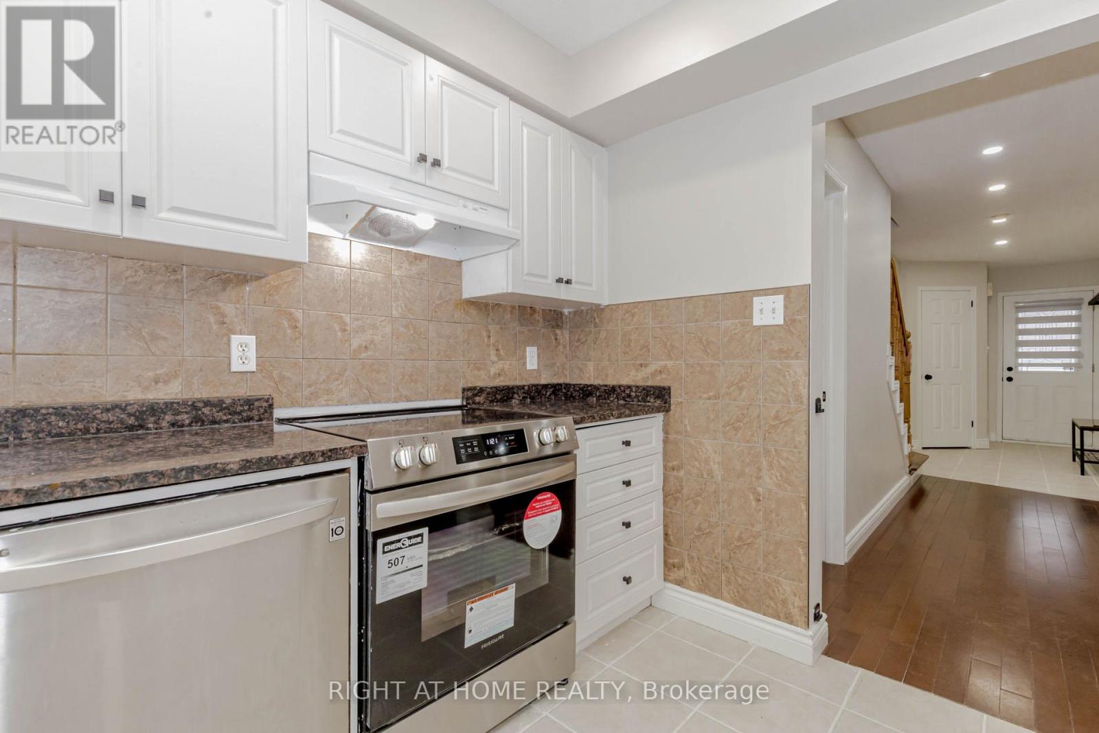 51 Hawkins Drive, Cambridge, Ontario  N1T 1Z7 - Photo 13 - X12825612