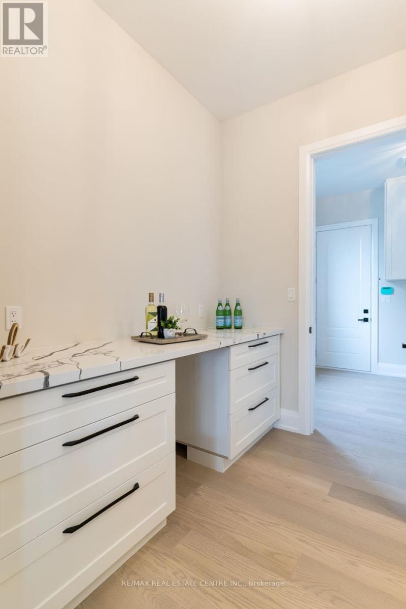 1 West Avenue, Hamilton, Ontario  L8E 5L5 - Photo 11 - X12825616