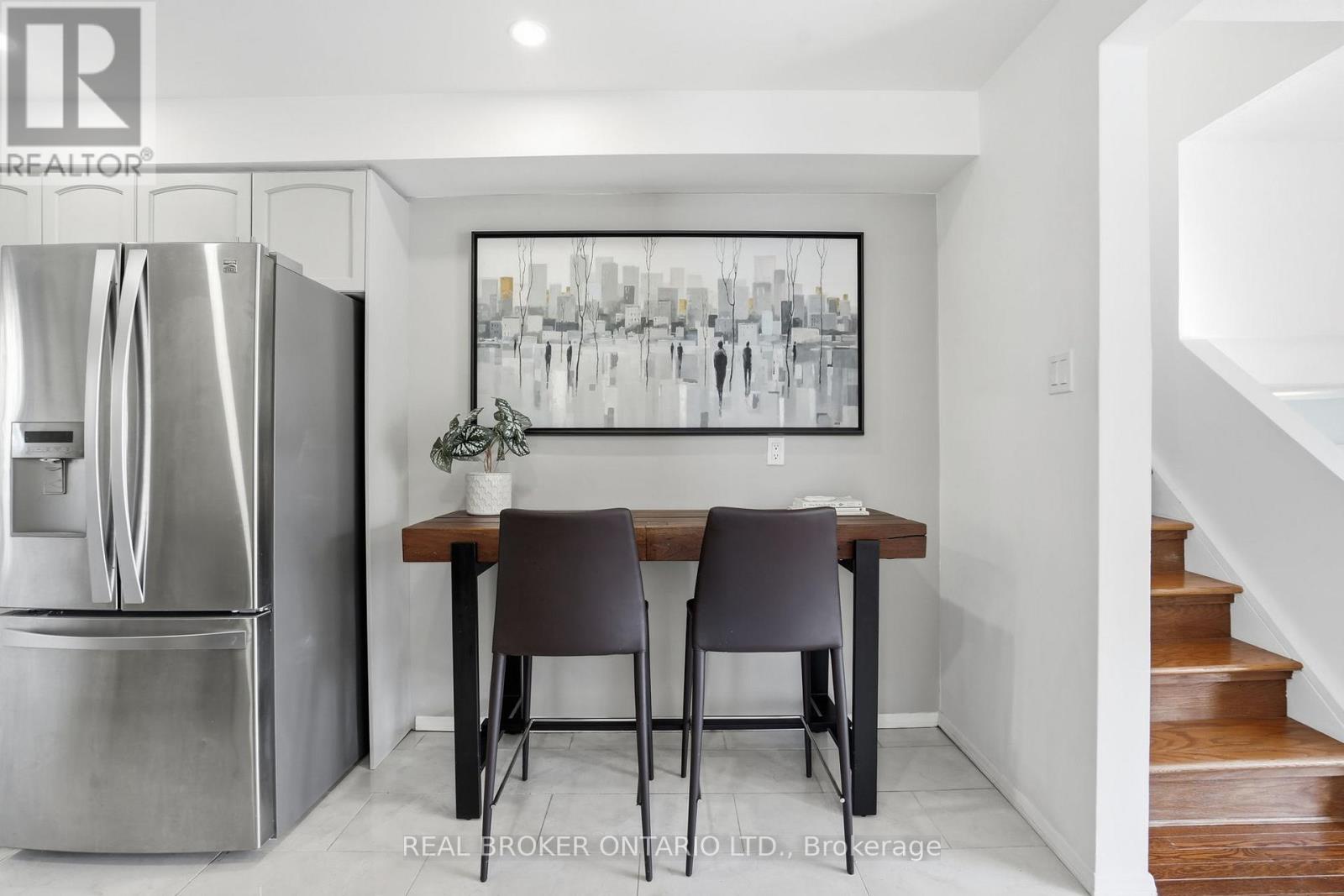 14 Basin Crescent, Hamilton, Ontario  L8T 4W8 - Photo 15 - X12825622