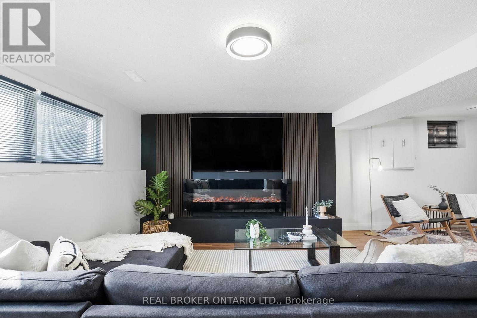 14 Basin Crescent, Hamilton, Ontario  L8T 4W8 - Photo 31 - X12825622