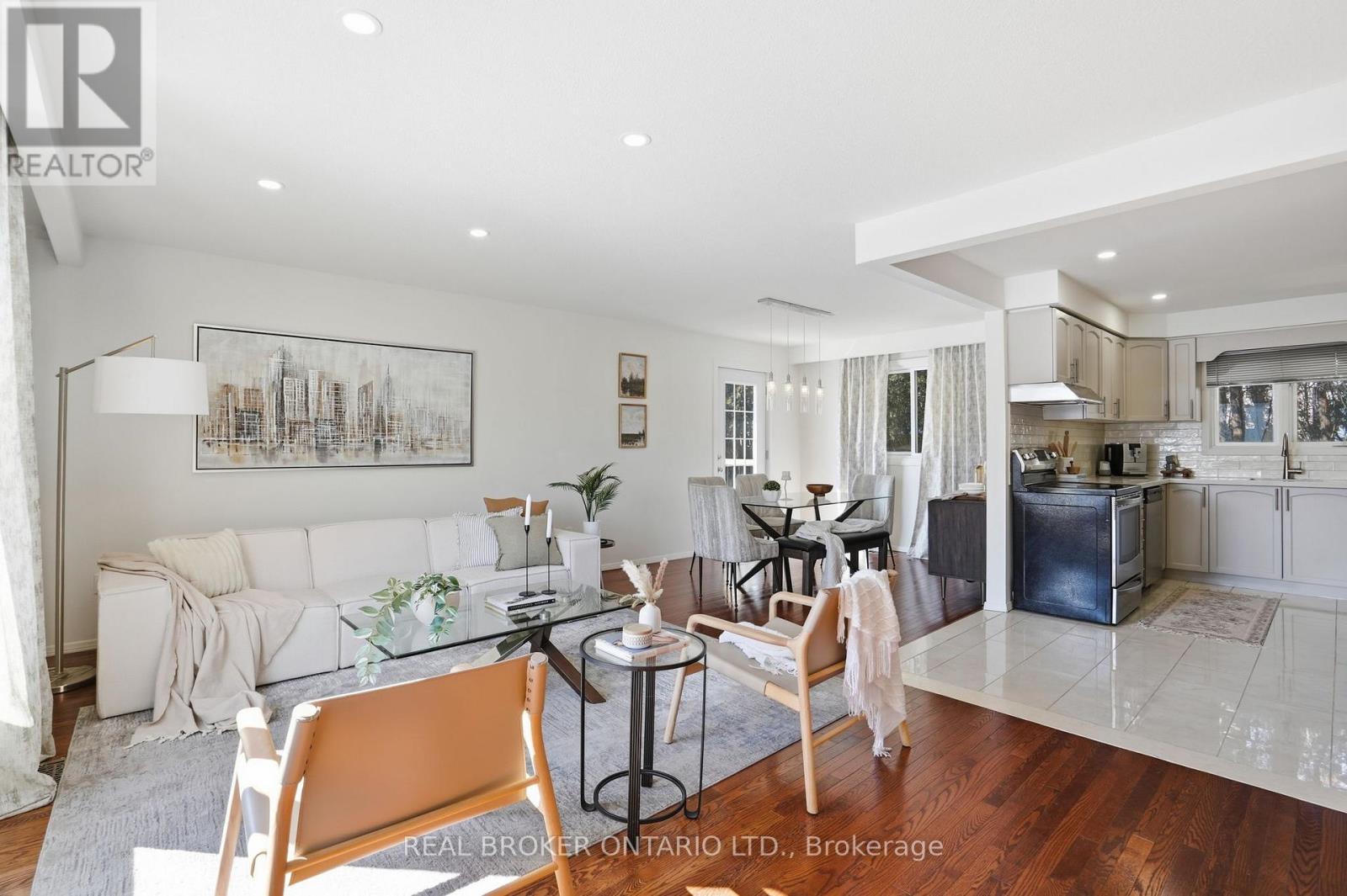 14 Basin Crescent, Hamilton, Ontario  L8T 4W8 - Photo 6 - X12825622