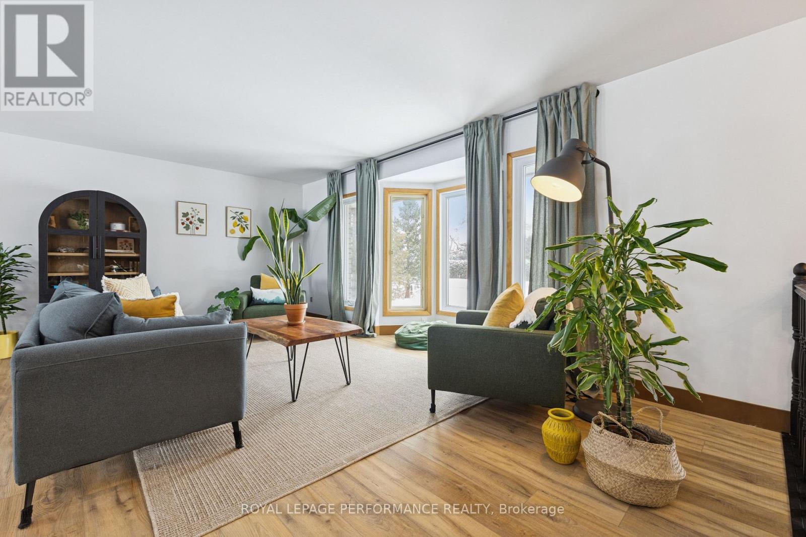 3460 Dessaint Street, Ottawa, Ontario  K0A 3E0 - Photo 6 - X12825648