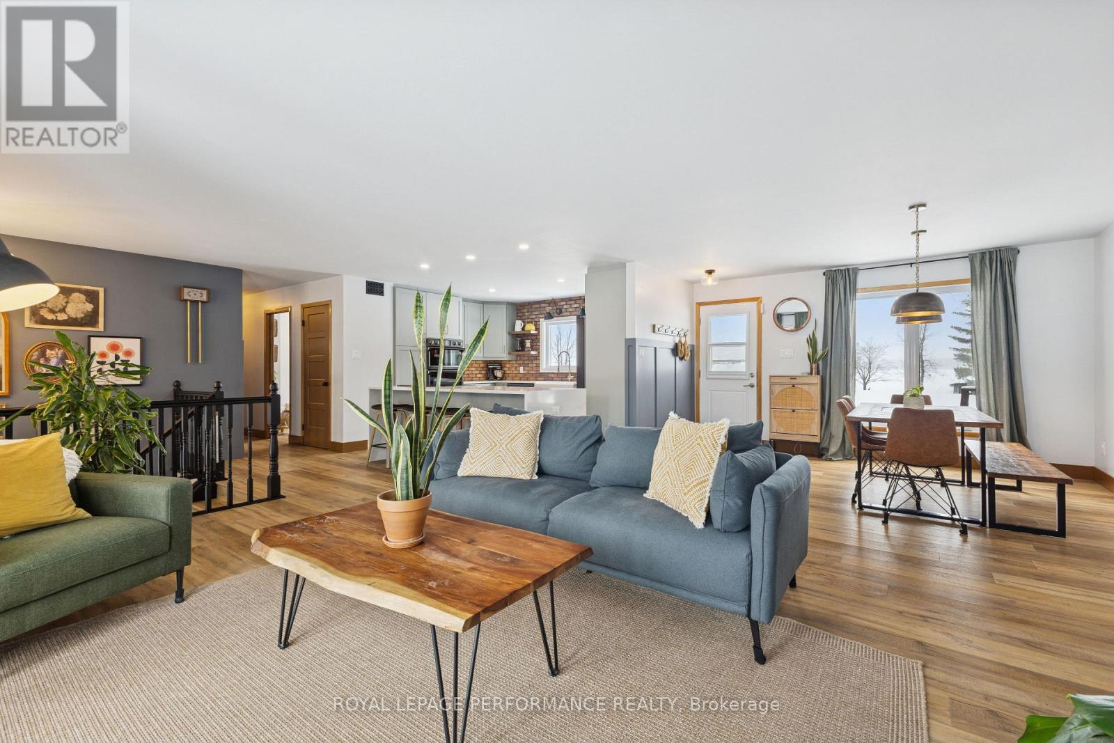 3460 Dessaint Street, Ottawa, Ontario  K0A 3E0 - Photo 8 - X12825648