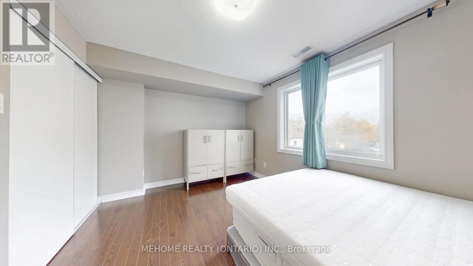 66j Finch Avenue W, Toronto, Ontario  M2N 7G1 - Photo 31 - C12825638