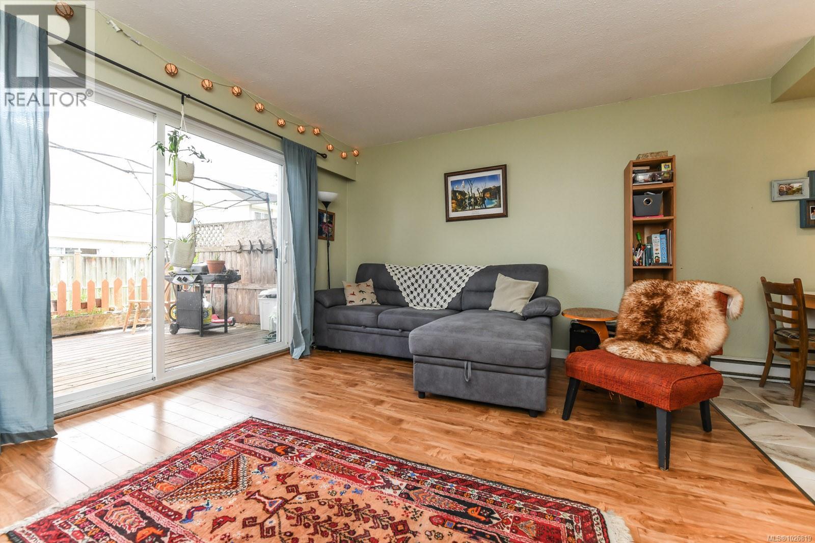 2 1720 13th St, Courtenay, British Columbia  V9N 6C1 - Photo 4 - 1026819