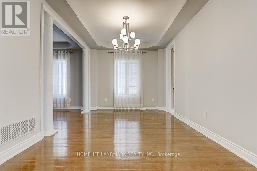 146 Lady Fenyrose Avenue, Vaughan, Ontario  L6A 0E1 - Photo 8 - N12825632