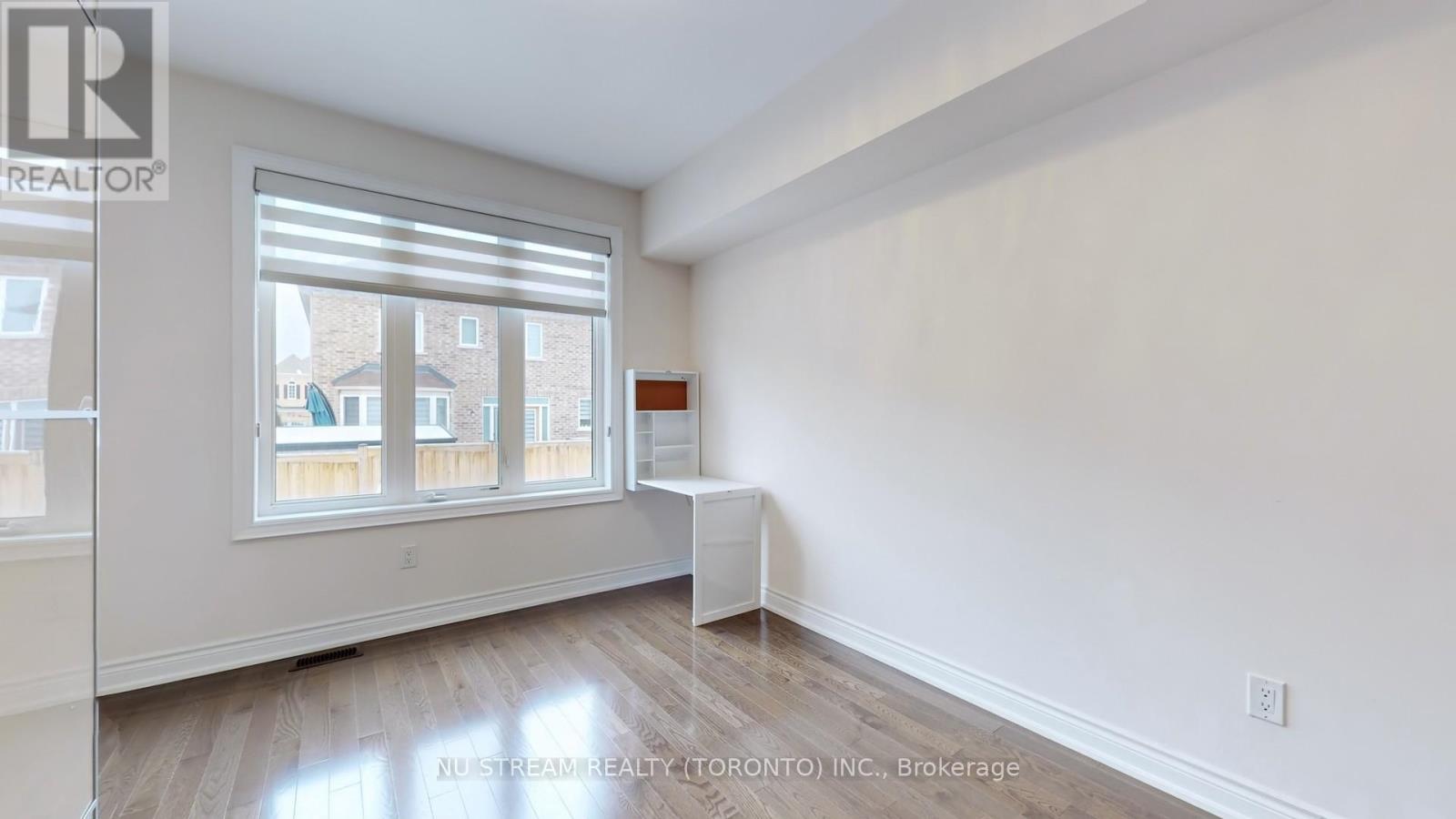 102 Beaconsfield Drive, Vaughan, Ontario  L4H 4L6 - Photo 13 - N12825662