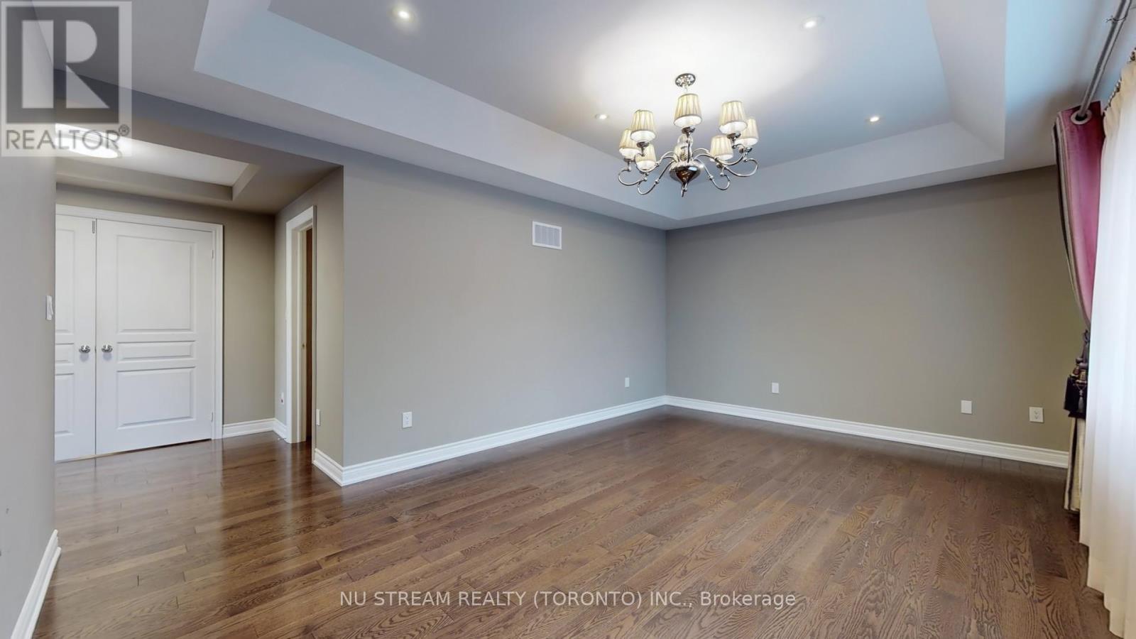 102 Beaconsfield Drive, Vaughan, Ontario  L4H 4L6 - Photo 20 - N12825662