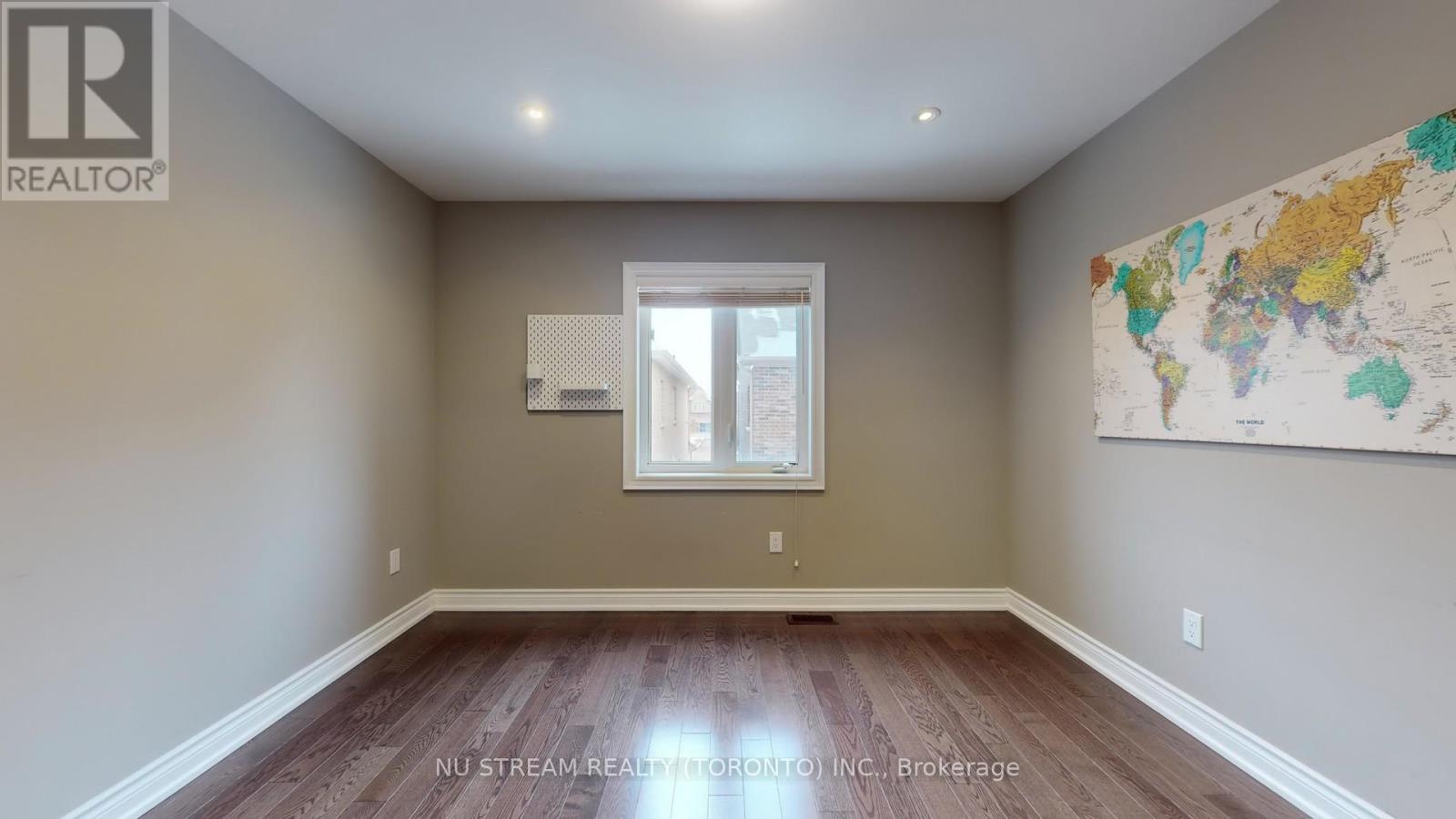 102 Beaconsfield Drive, Vaughan, Ontario  L4H 4L6 - Photo 22 - N12825662