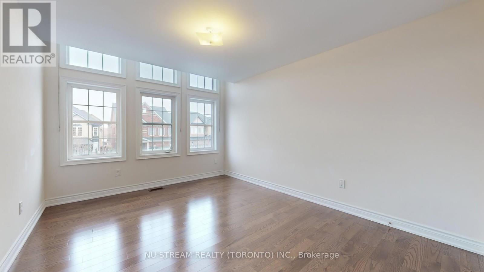 102 Beaconsfield Drive, Vaughan, Ontario  L4H 4L6 - Photo 29 - N12825662