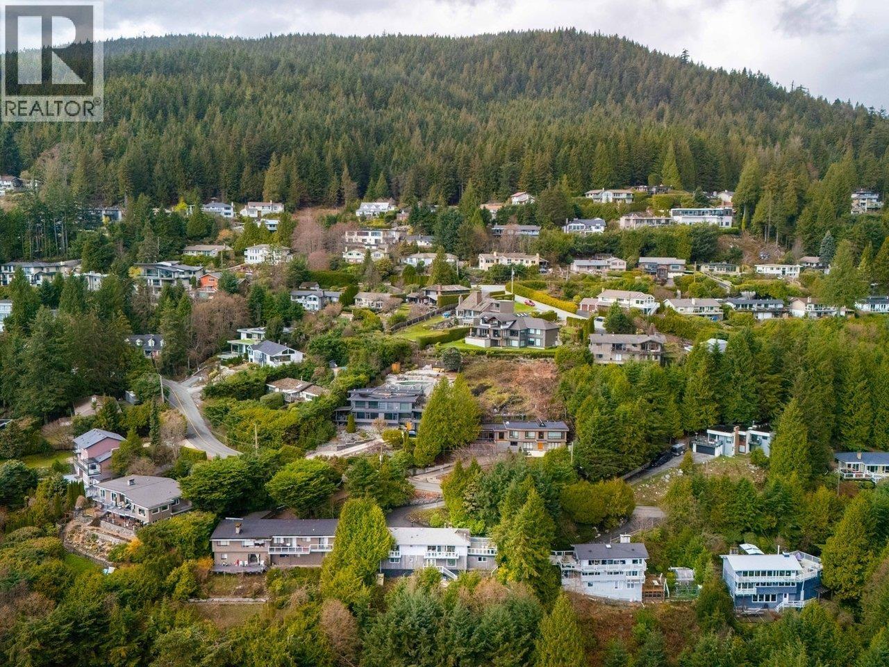 530 St. Andrews Road, West Vancouver, British Columbia  V7S 1V2 - Photo 5 - R3093864