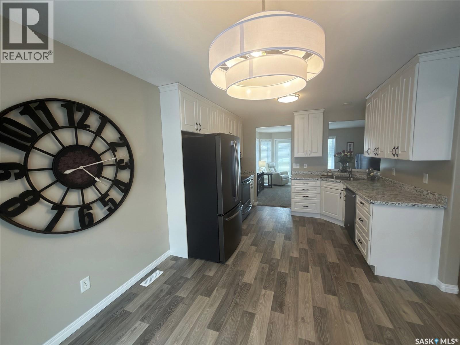 27 27 - 330 Stodola Court, Saskatoon, Saskatchewan  S7N 4N9 - Photo 7 - SK029164