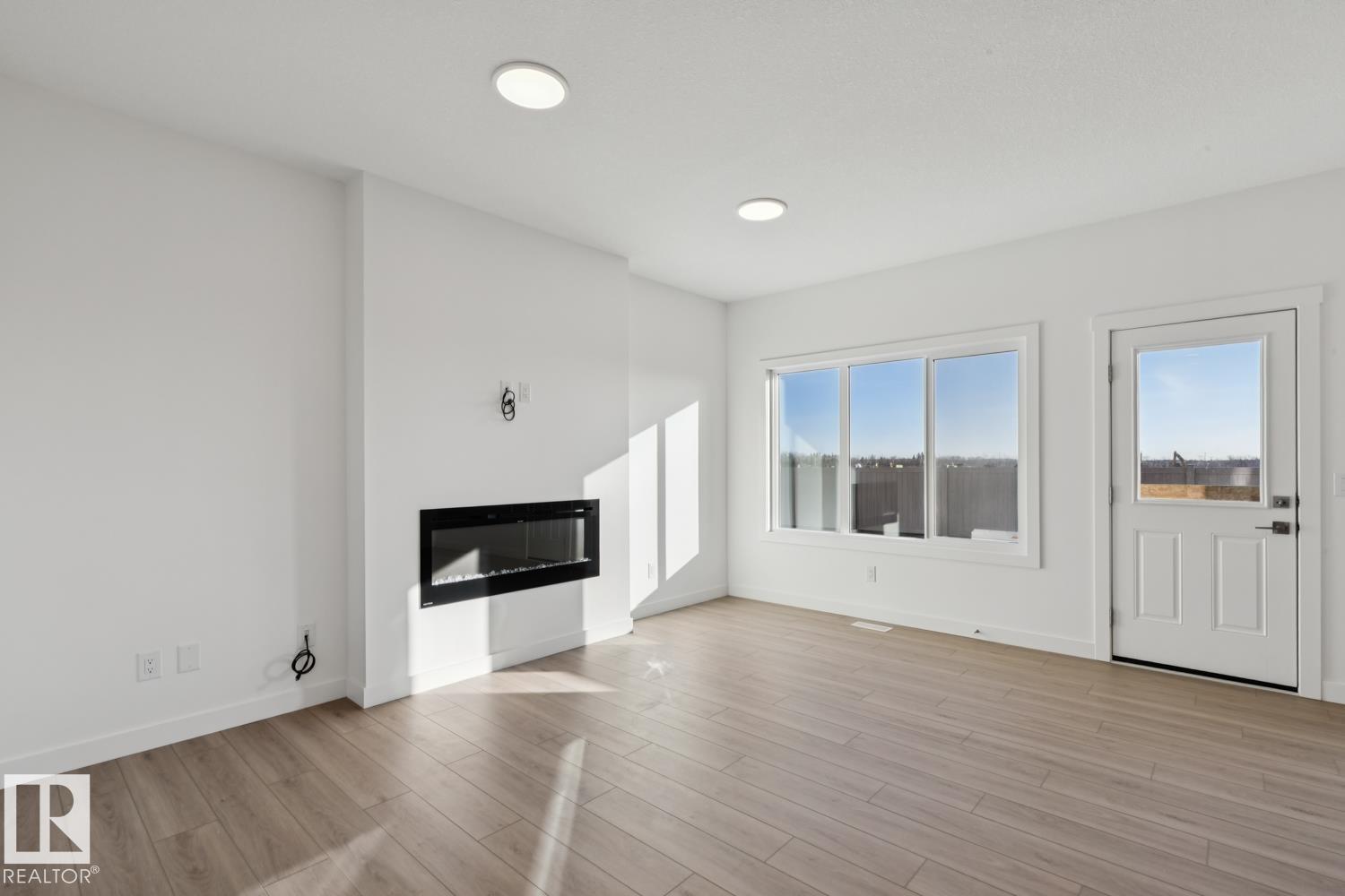 19123 20 Av Nw, Edmonton, Alberta  T6M 3E8 - Photo 11 - E4475087