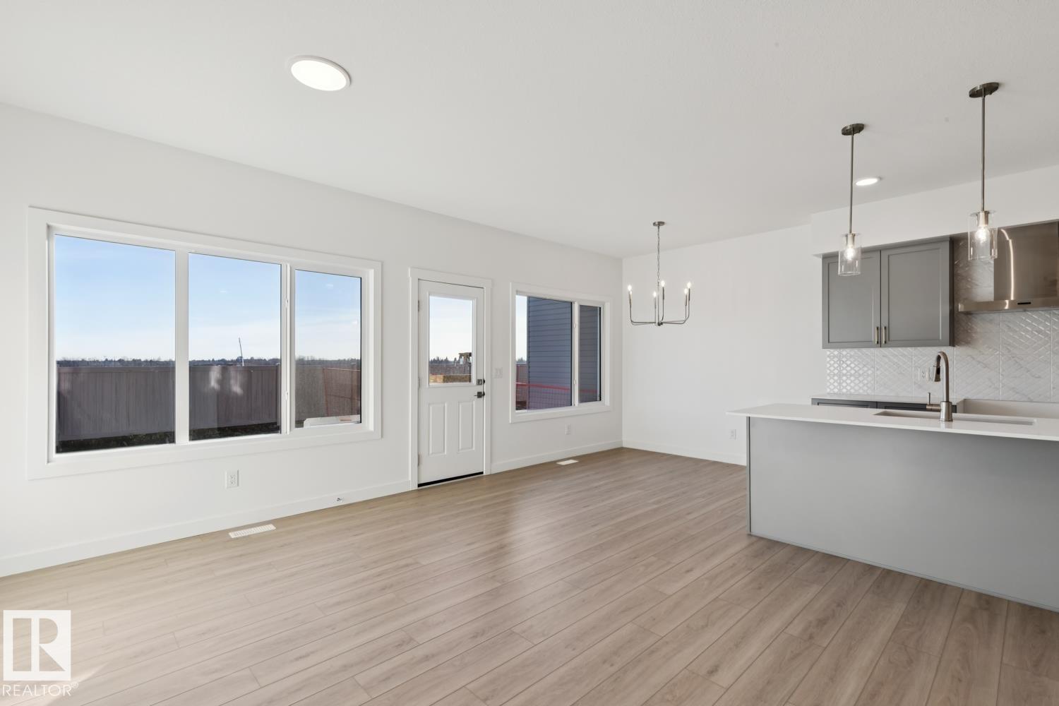 19123 20 Av Nw, Edmonton, Alberta  T6M 3E8 - Photo 12 - E4475087