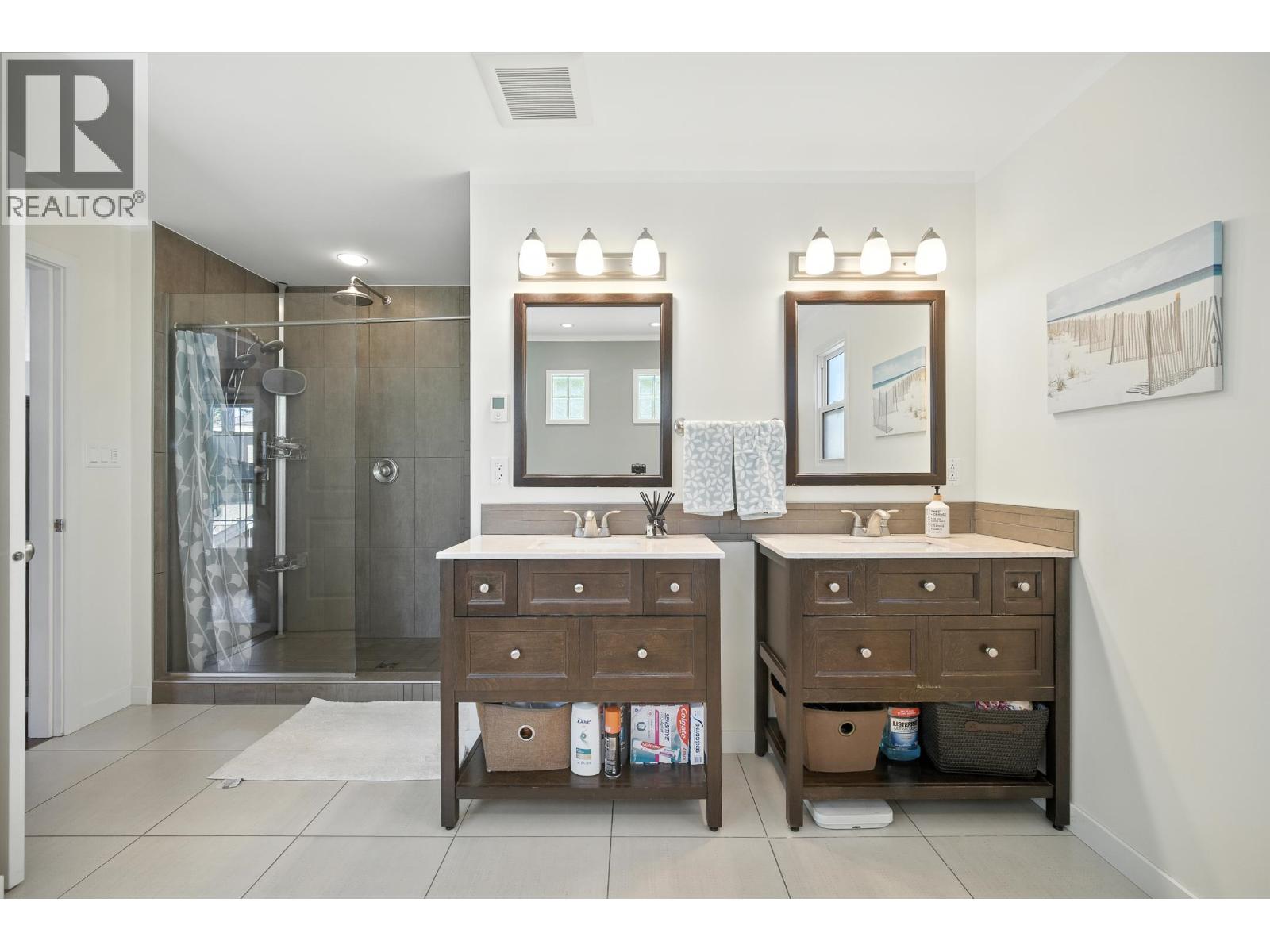 8600 Fairway Road, Richmond, British Columbia  V7C 1Y6 - Photo 32 - R3093877