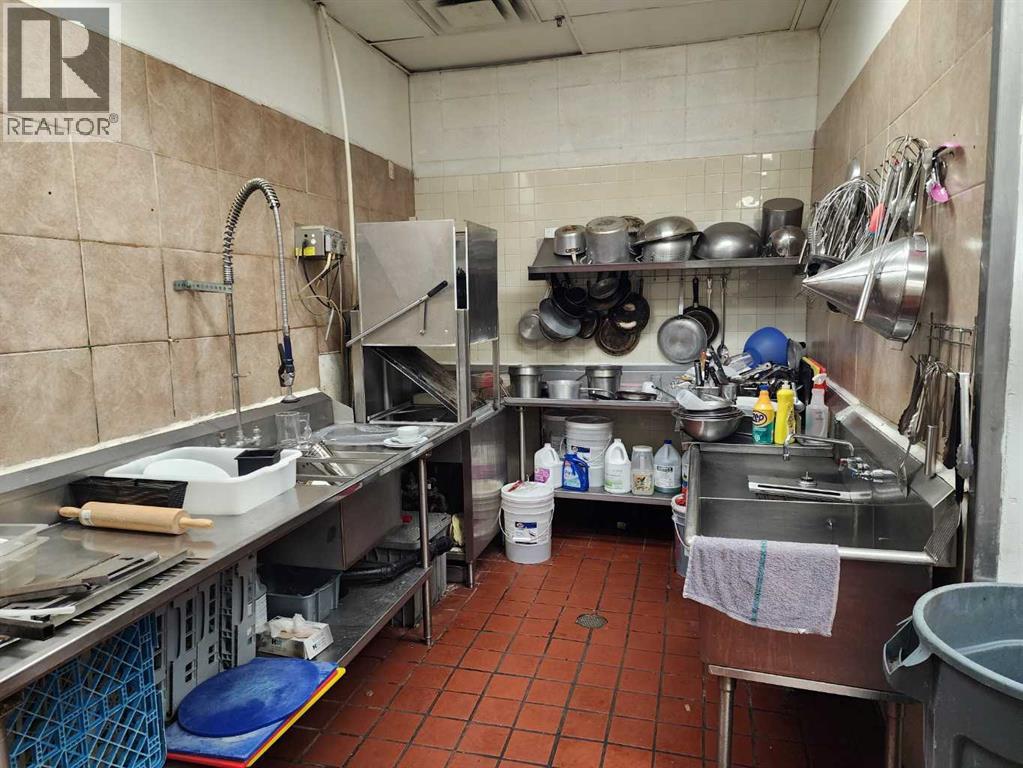 118, 4804 50 Street, Innisfail, Alberta  T4G 1N1 - Photo 36 - A2235648