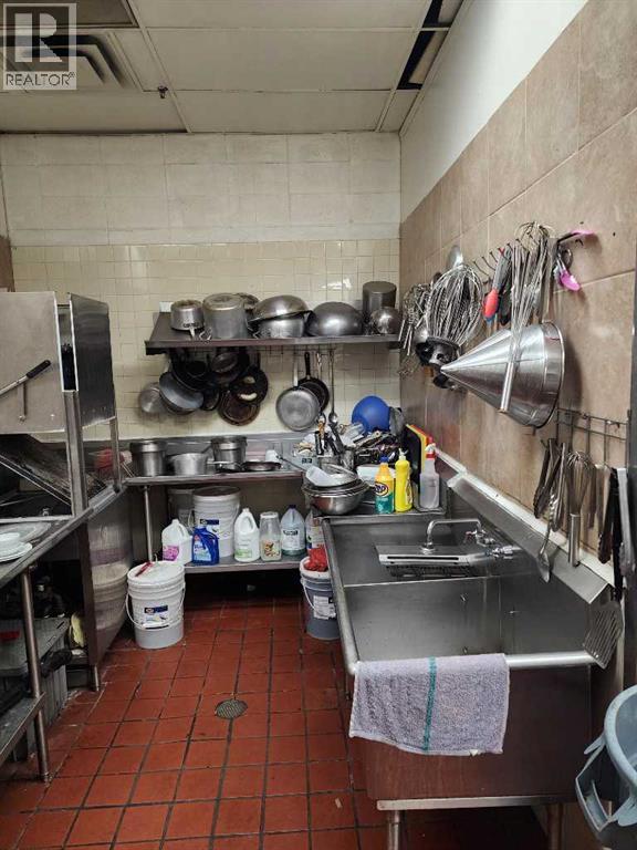 118, 4804 50 Street, Innisfail, Alberta  T4G 1N1 - Photo 38 - A2235648