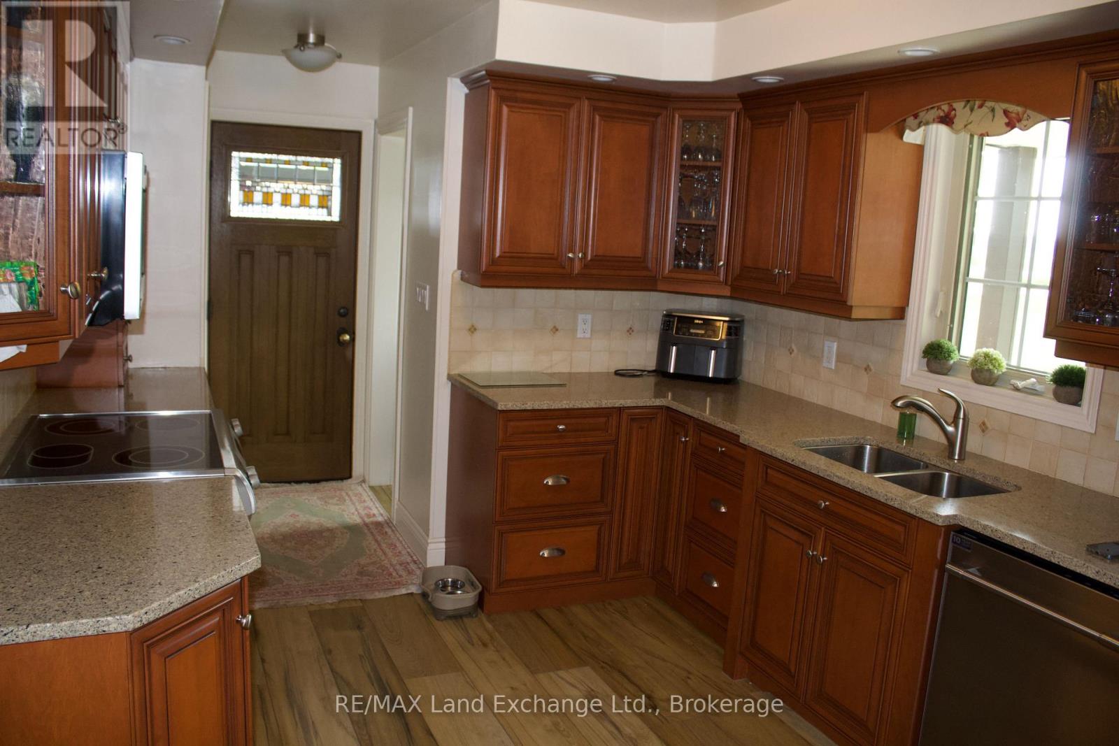 3184 Bruce Rd 20 (Con. Rd. 4) Road W, Kincardine, Ontario  N0G 2T0 - Photo 10 - X12823432