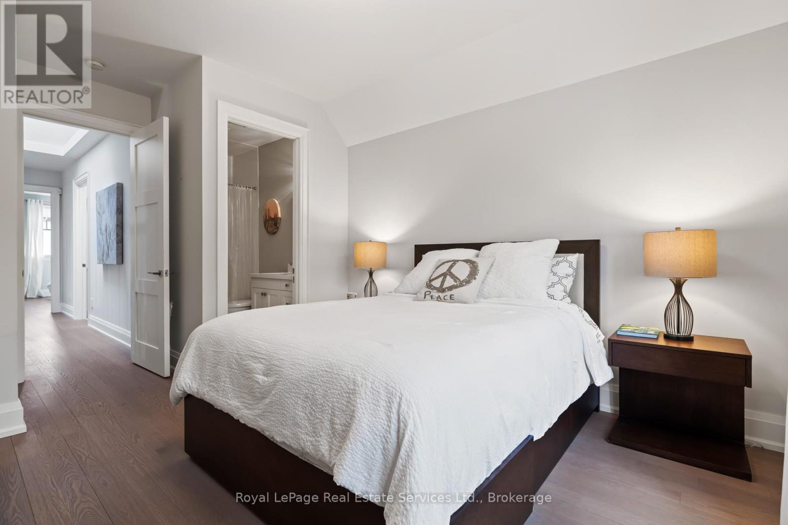 231 Cherryhill Road, Oakville, Ontario  L6L 3E3 - Photo 27 - W12825754