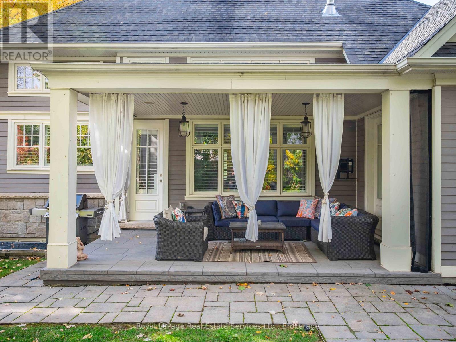 231 Cherryhill Road, Oakville, Ontario  L6L 3E3 - Photo 36 - W12825754