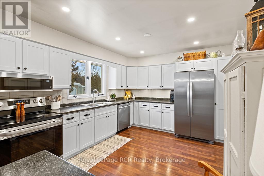 500 Grandview Drive, Meaford, Ontario  N4L 1K1 - Photo 19 - X12825744