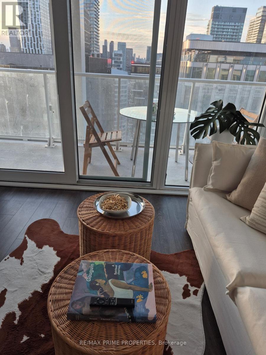 3215 - 88 Queen Street E, Toronto, Ontario  M5C 0B6 - Photo 13 - C12825286